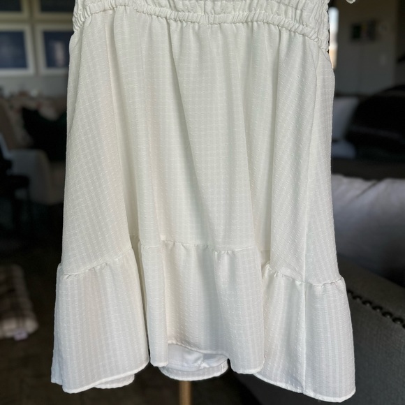 Maurices White Back Keyhole Puff Sleeve Mini Dress with Smocked Waist - Large - Picture 8 of 9